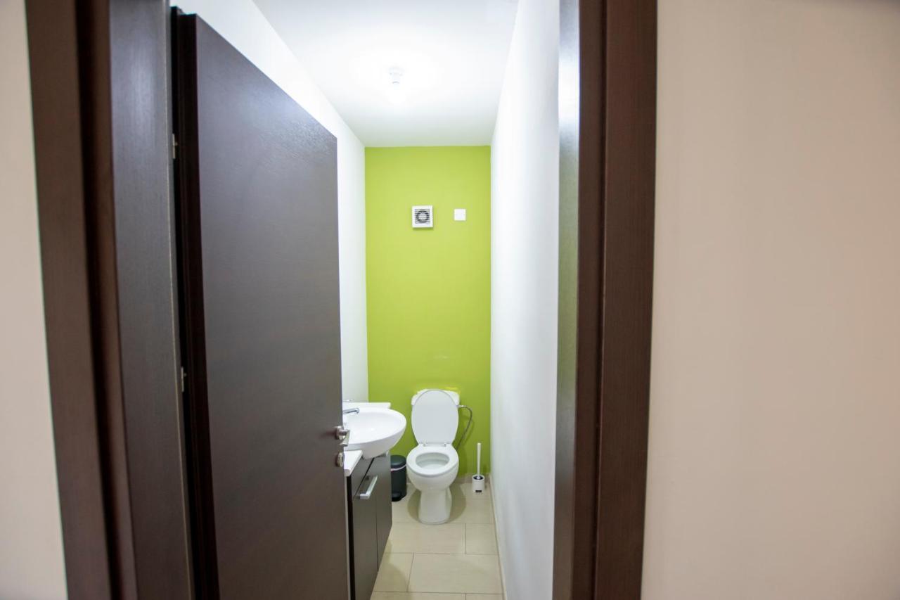 Glabur Stays - The Executive 2 Bdr - Nicosia City, Free Parking & Wifi, Welcomes You!!! ภายนอก รูปภาพ